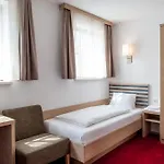 Gaestehaus Brugger 3* Lauterach