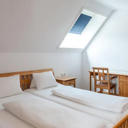Gaestehaus Brugger Bed & Breakfast *