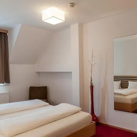 Bed & Breakfast Gaestehaus Brugger *