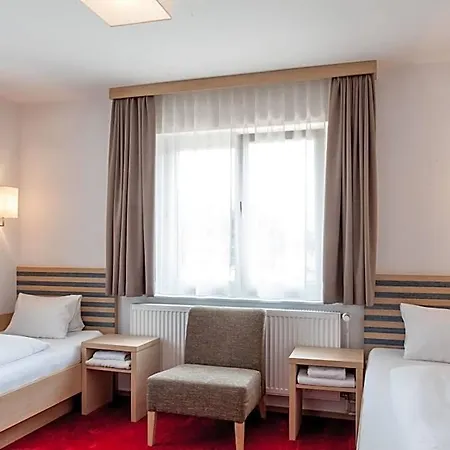 Gaestehaus Brugger Bed & Breakfast 3*